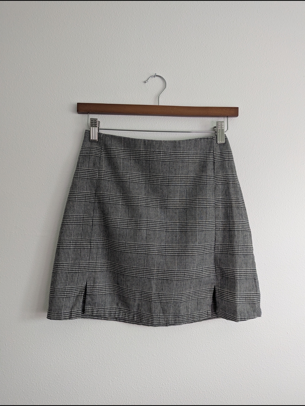 Brandy Melville John Galt Grey Plaid Mini Skirt with Front Slits